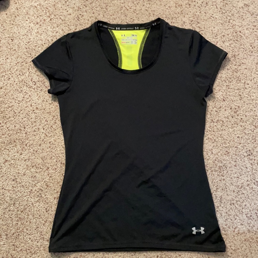 Small under Armour heatgear shirt